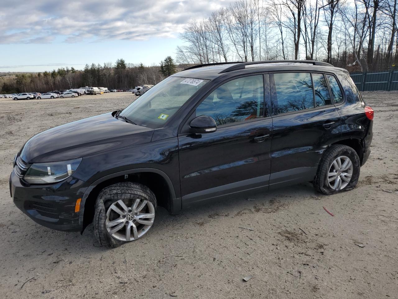 2016 Volkswagen Tiguan S vin: WVGBV7AXXGW541722