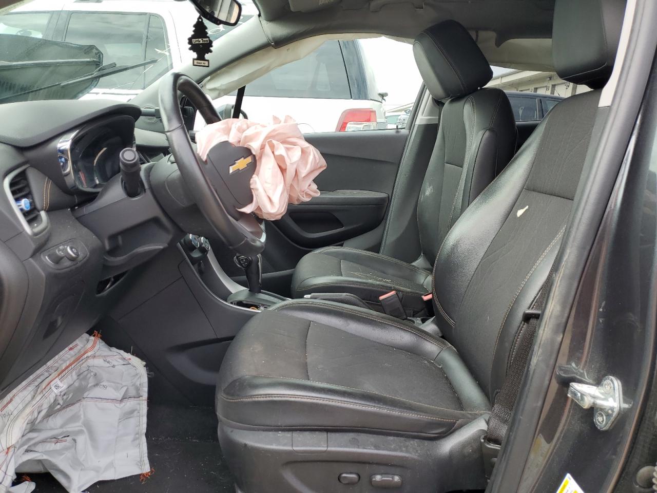 KL7CJLSB4JB579815 CHEVROLET TRAX 2018