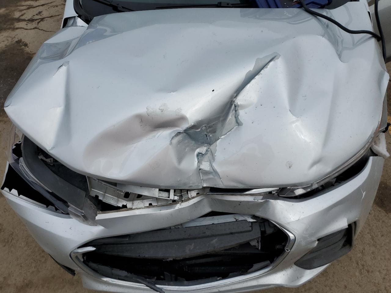 3GNCJLSB7LL127174 CHEVROLET TRAX 2020