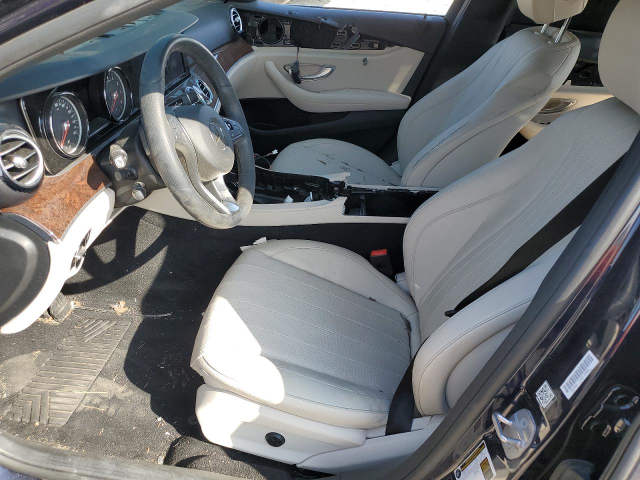 WDDZF4JB4JA389806 2018 Mercedes-Benz E 300