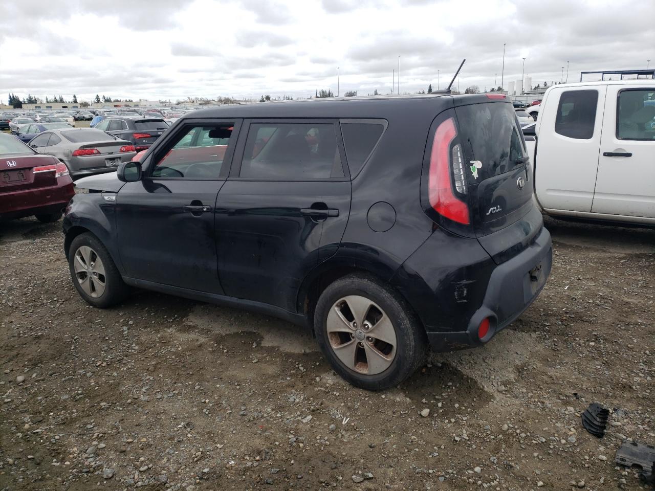 KNDJN2A25G7318019 2016 Kia Soul