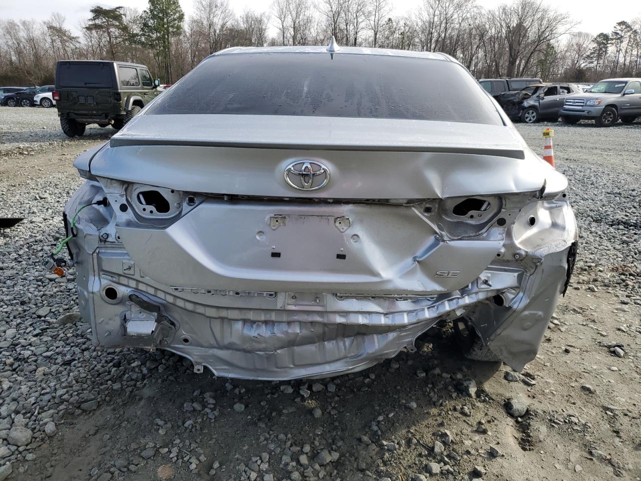 4T1G11AK5NU696321 TOYOTA CAMRY 2022