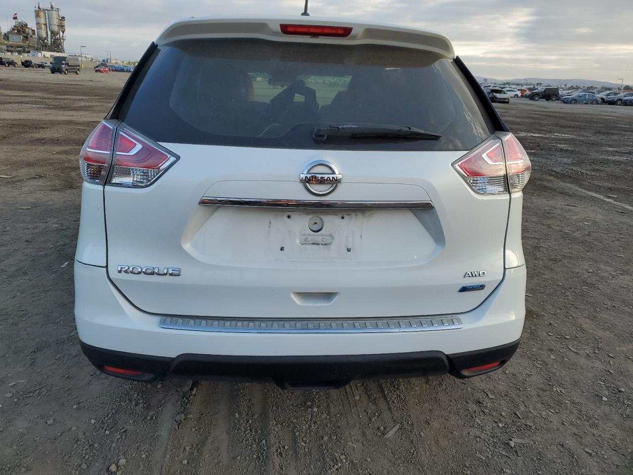 5N1AT2MV7EC815956 2014 Nissan Rogue S