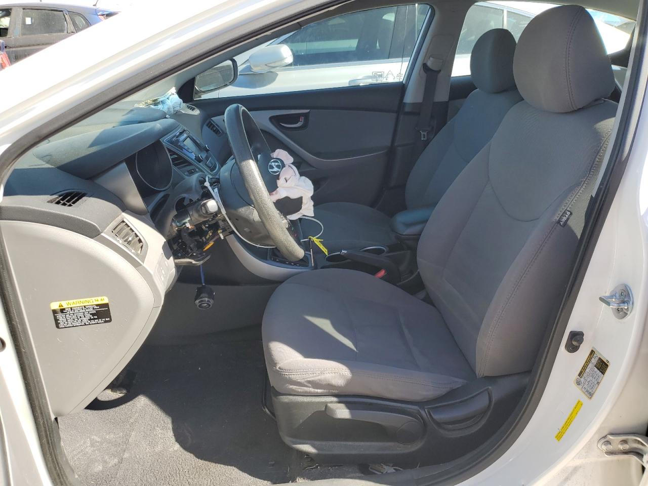 5NPDH4AE1EH514817 2014 Hyundai Elantra Se