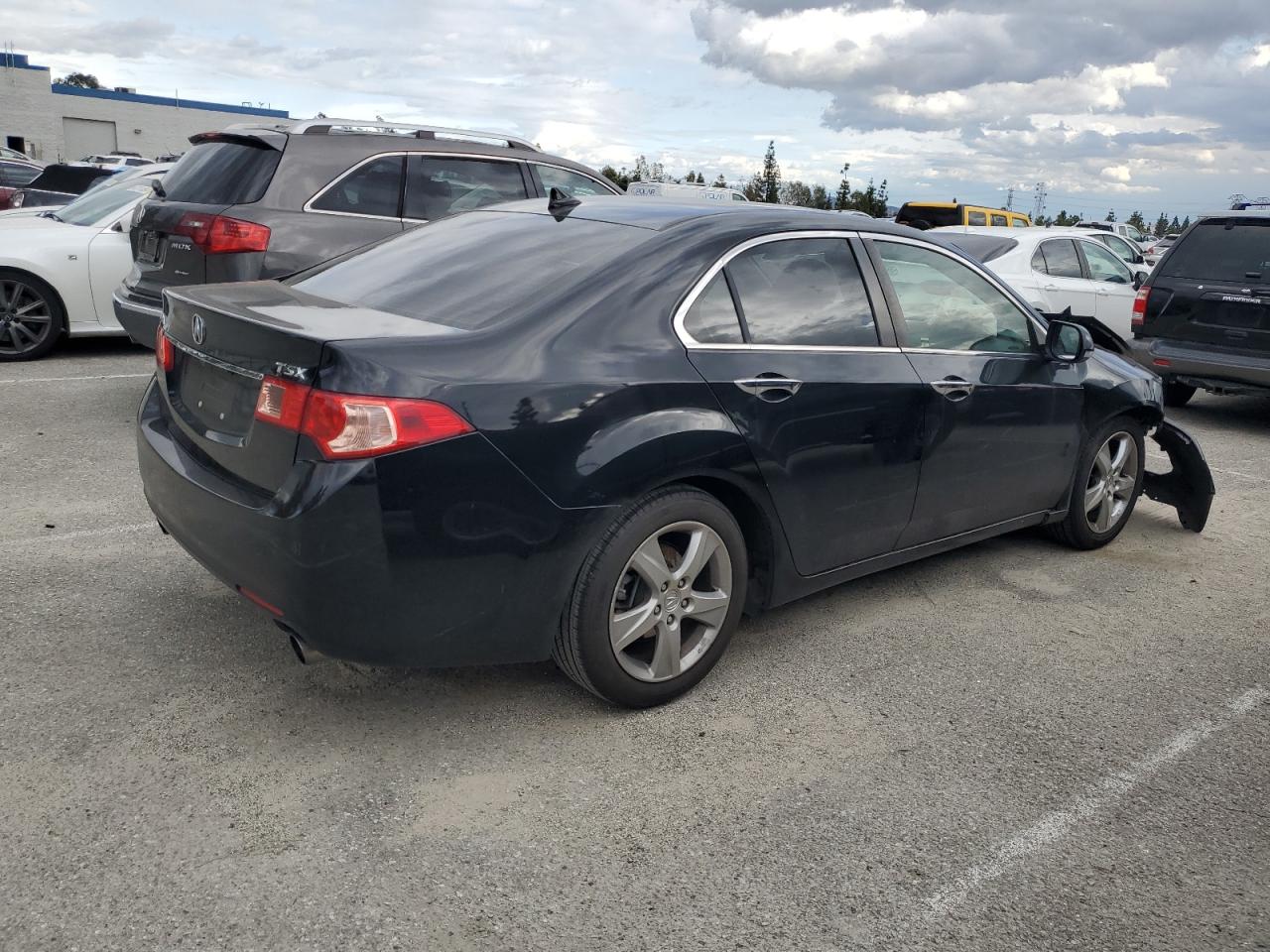 JH4CU2F69BC003973 2011 Acura Tsx