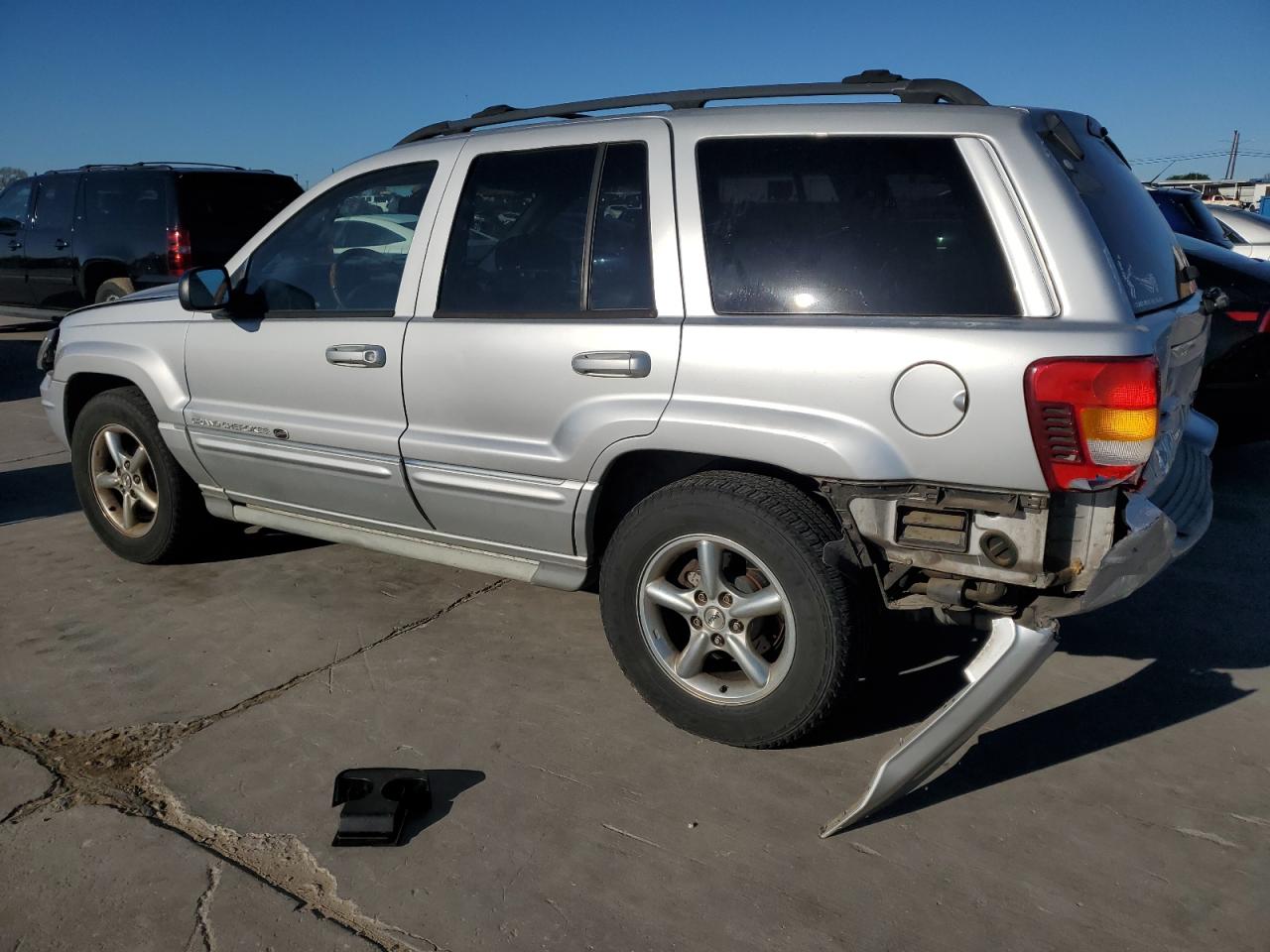 1J8GX68J44C157649 2004 Jeep Grand Cherokee Overland