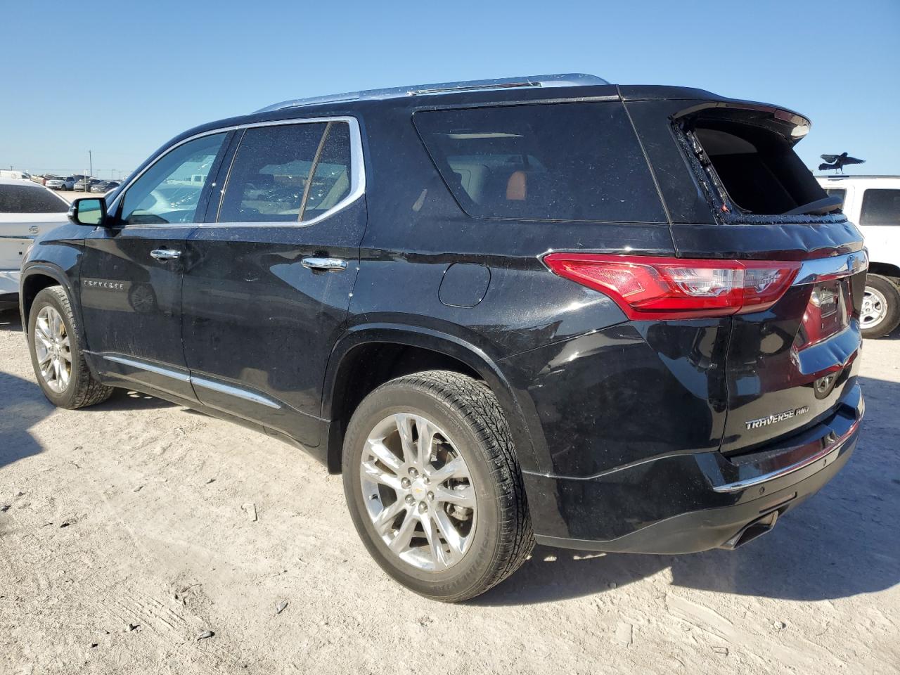 1GNEVJKW2KJ141400 CHEVROLET TRAVERSE 2019