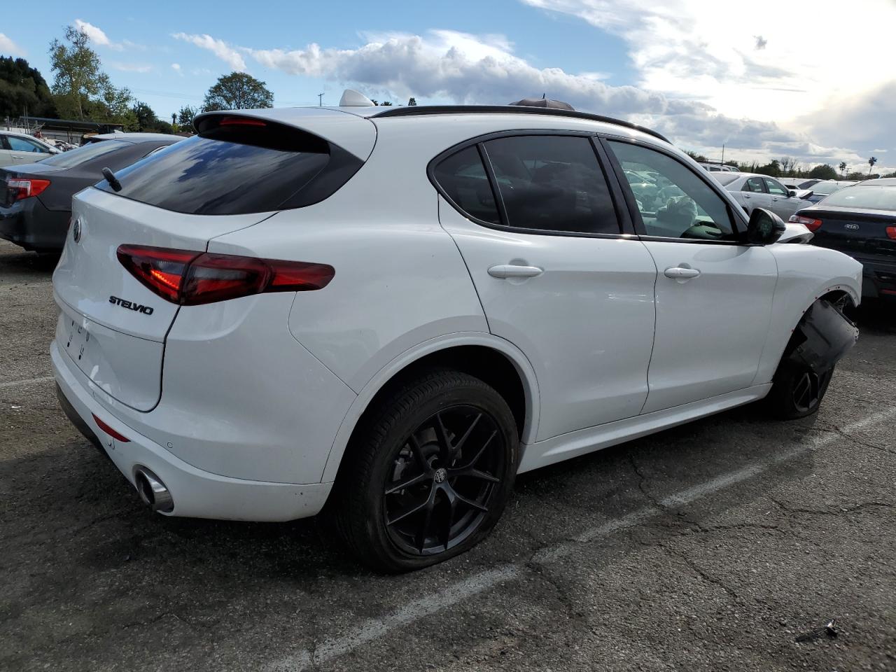 ZASPAJAN3M7D17836 2021 Alfa Romeo Stelvio Sport