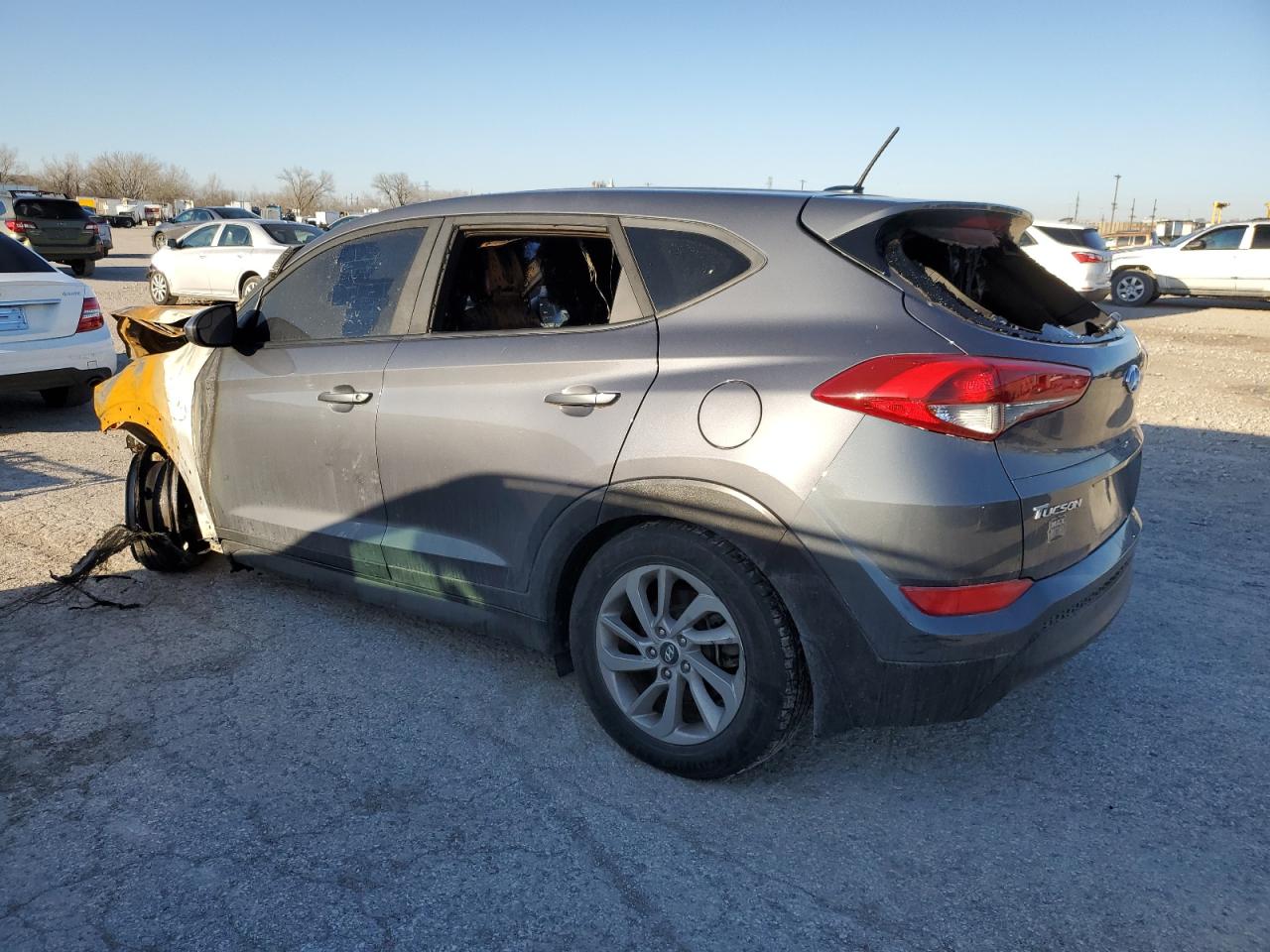 Lot #2638411404 2017 HYUNDAI TUCSON SE