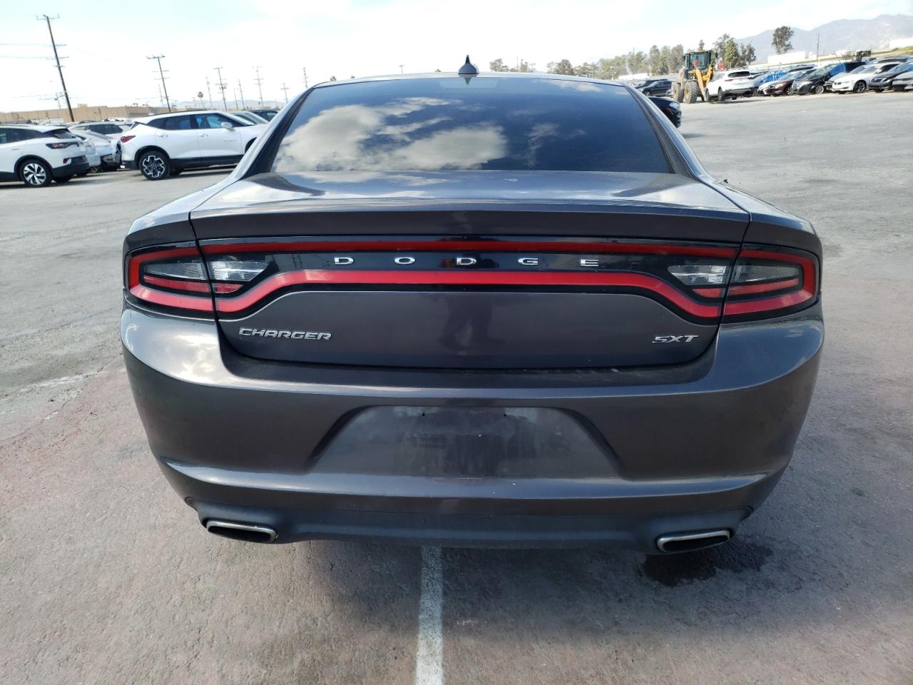 2C3CDXHG5HH523098 2017 Dodge Charger Sxt