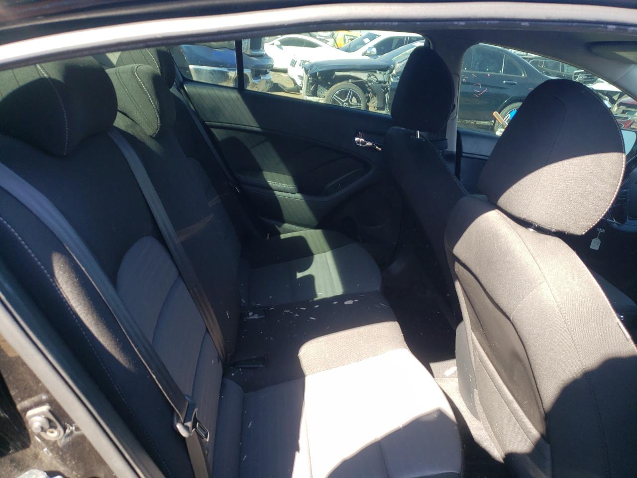 3KPFL4A75HE022258 2017 Kia Forte Lx