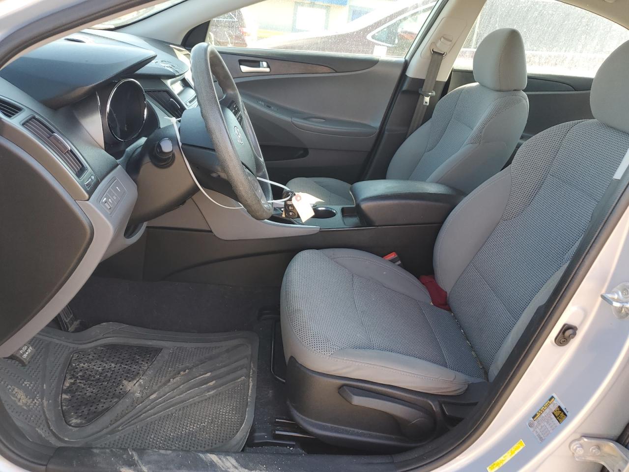 5NPEB4AC6DH758739 2013 Hyundai Sonata Gls