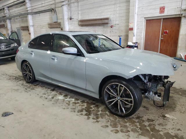 3MW89FF08P8D09148 BMW 3 Series 330XI 4