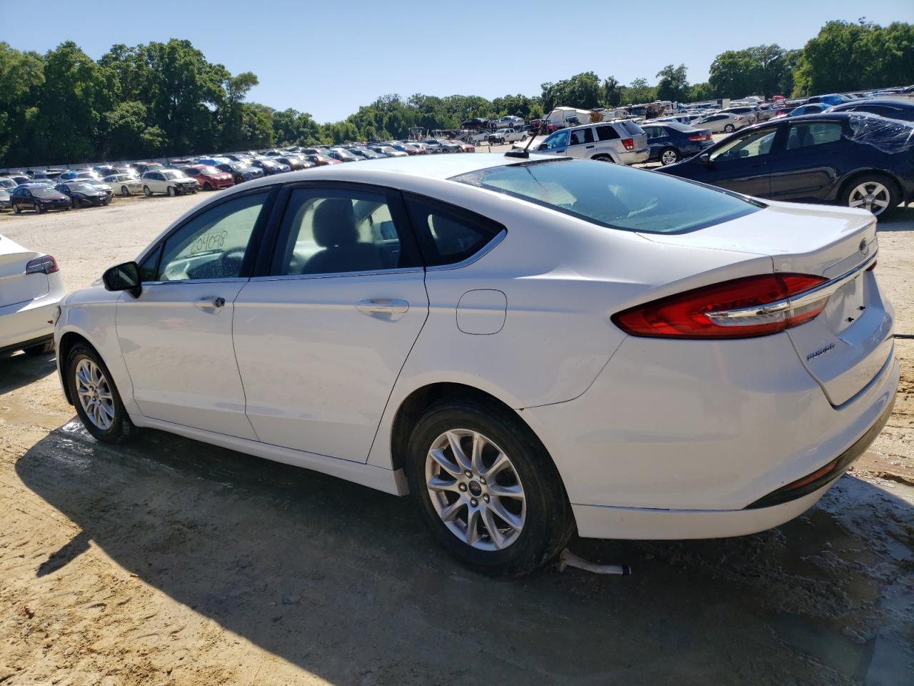 3FA6P0G76JR139548 2018 Ford Fusion S