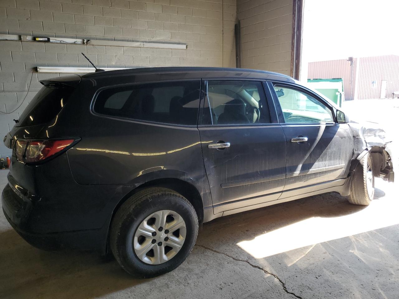 1GNKRFKD5EJ367163 2014 Chevrolet Traverse Ls