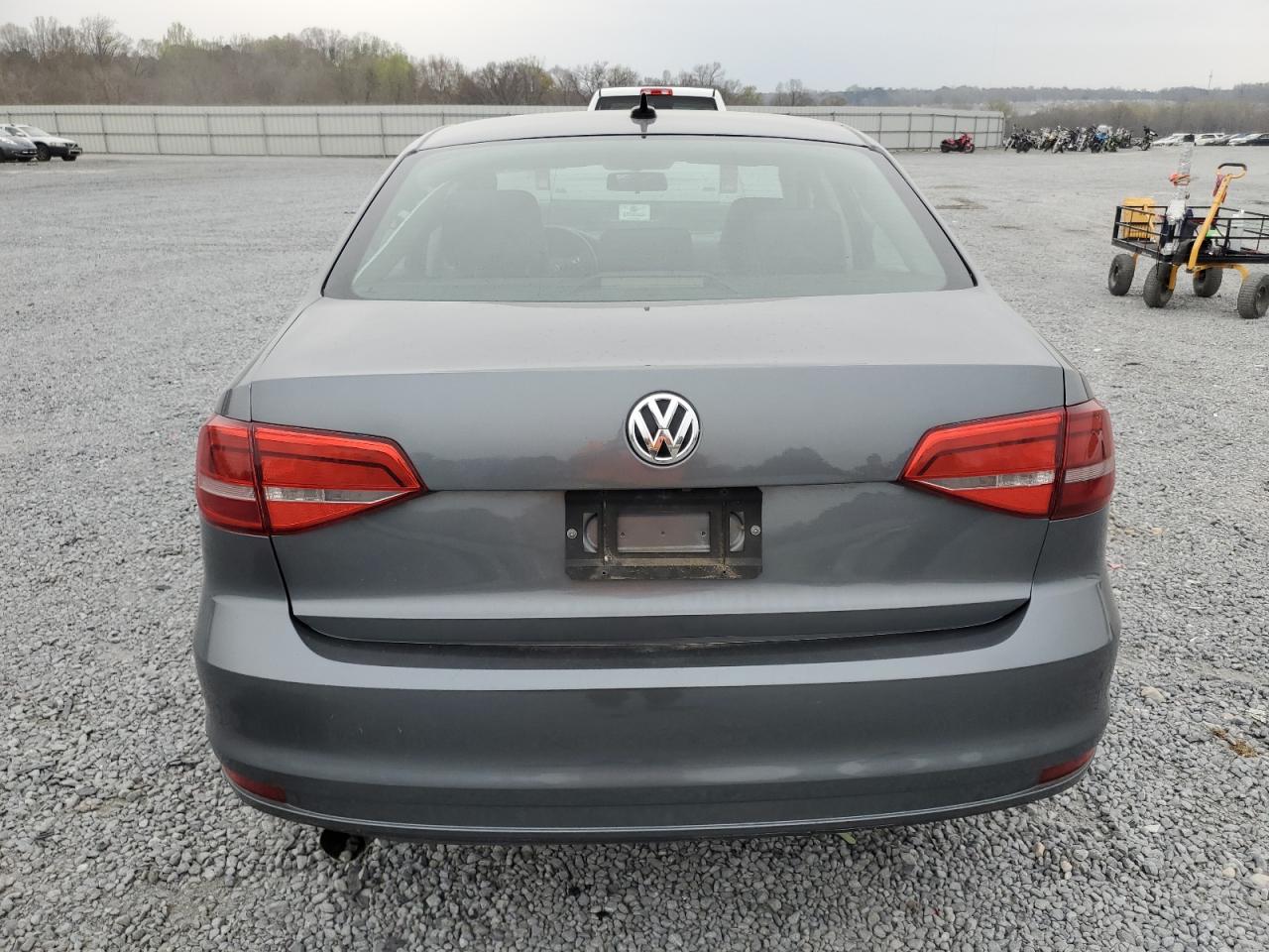 3VWDB7AJ1HM248694 2017 Volkswagen Jetta Se