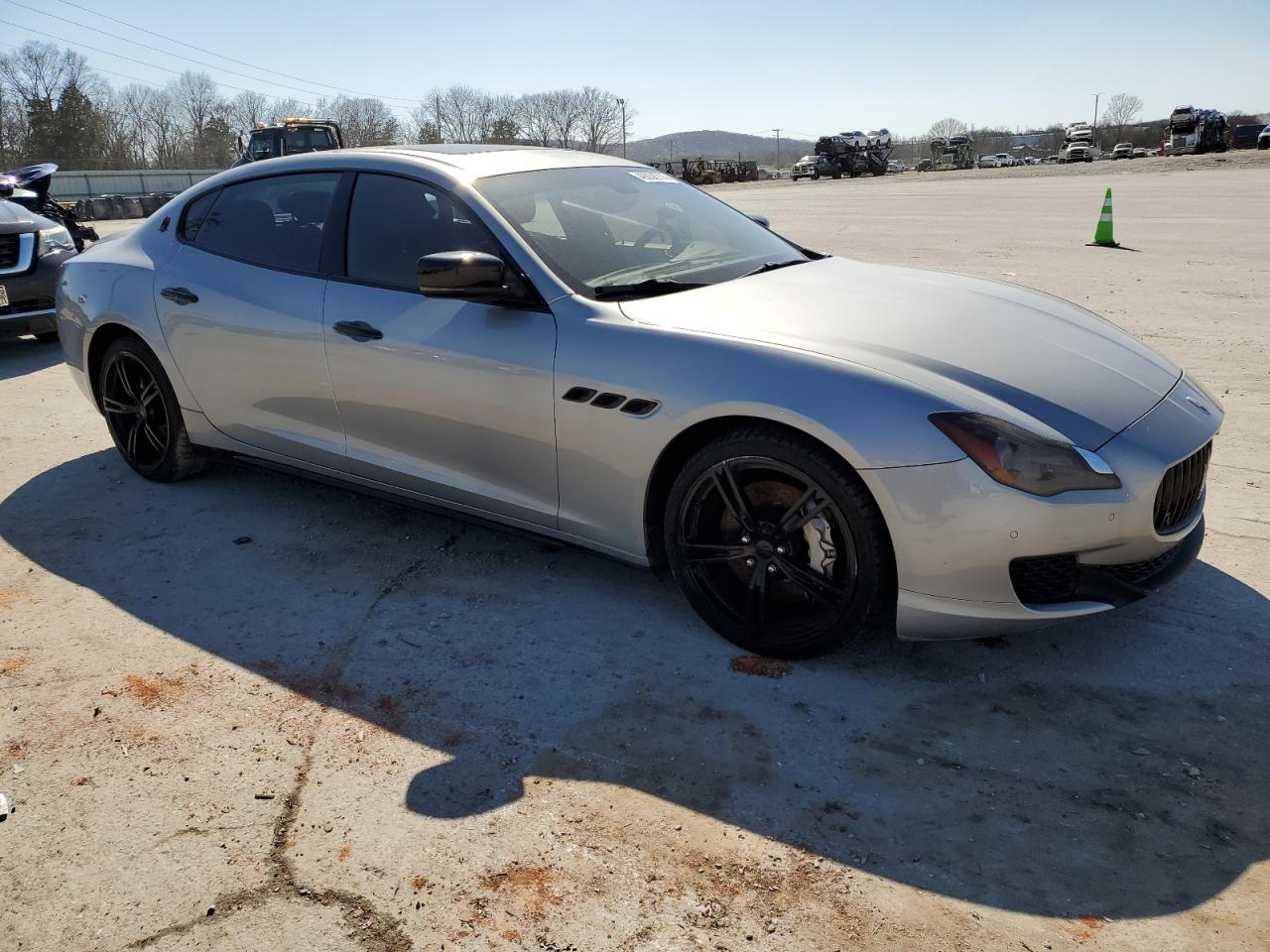 2015 Maserati Quattroporte S vin: ZAM56RRAXF1151835