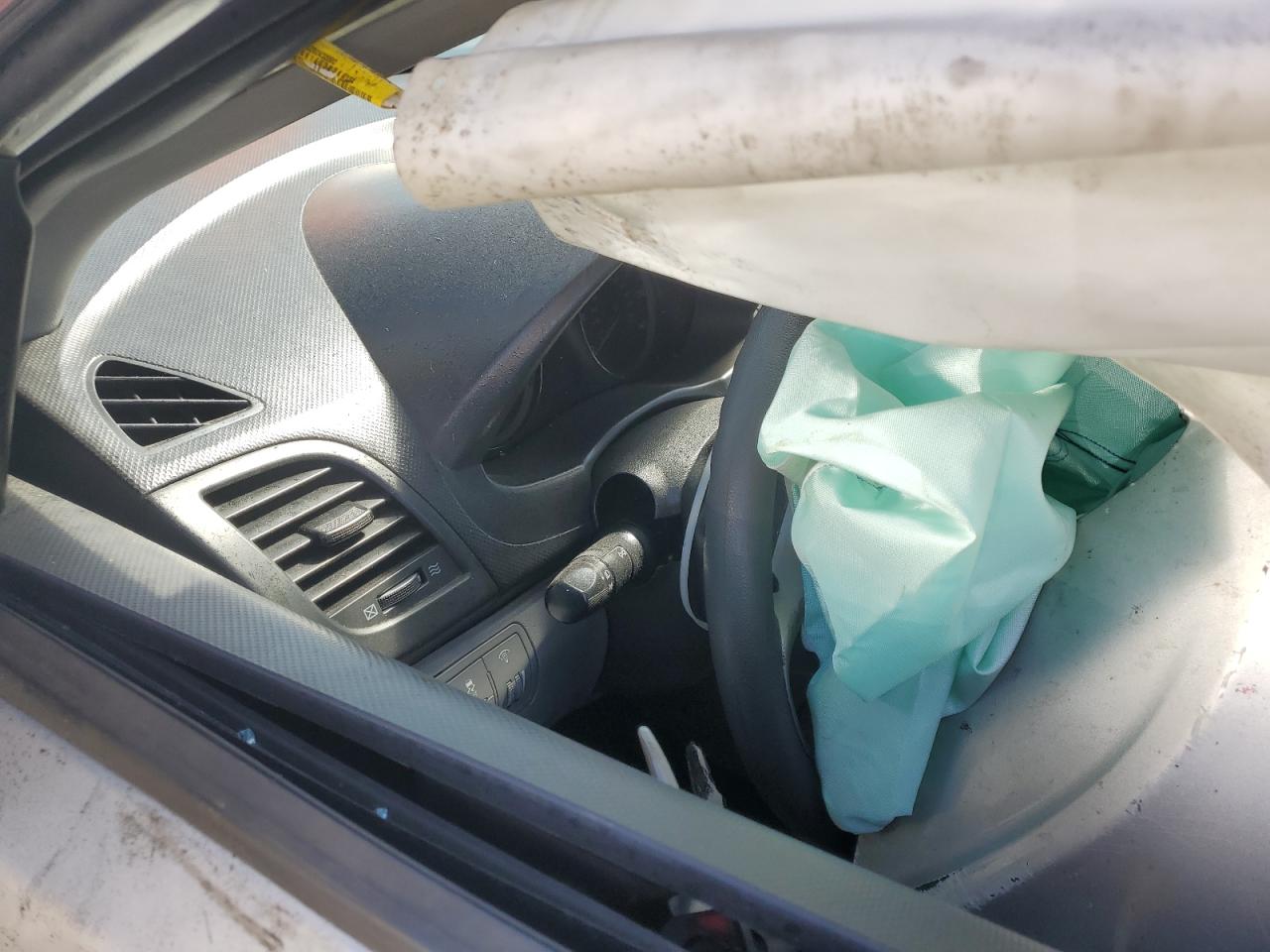 KMHCT4AE7GU135528 2016 Hyundai Accent Se