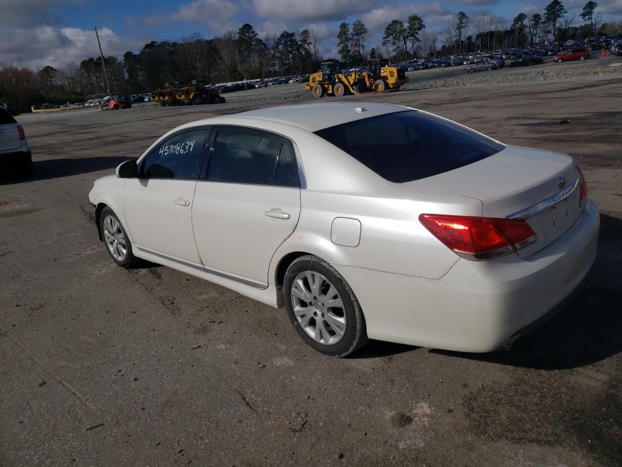 4T1BK3DB8BU395973 2011 Toyota Avalon Base