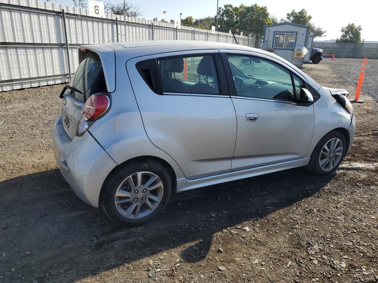 KL8CL6S02GC570202 2016 Chevrolet Spark Ev 2Lt