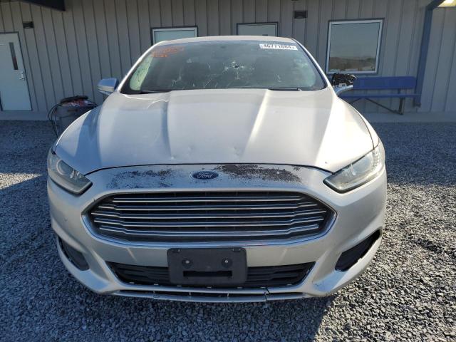 Lot #2461818769 2015 FORD FUSION SE salvage car