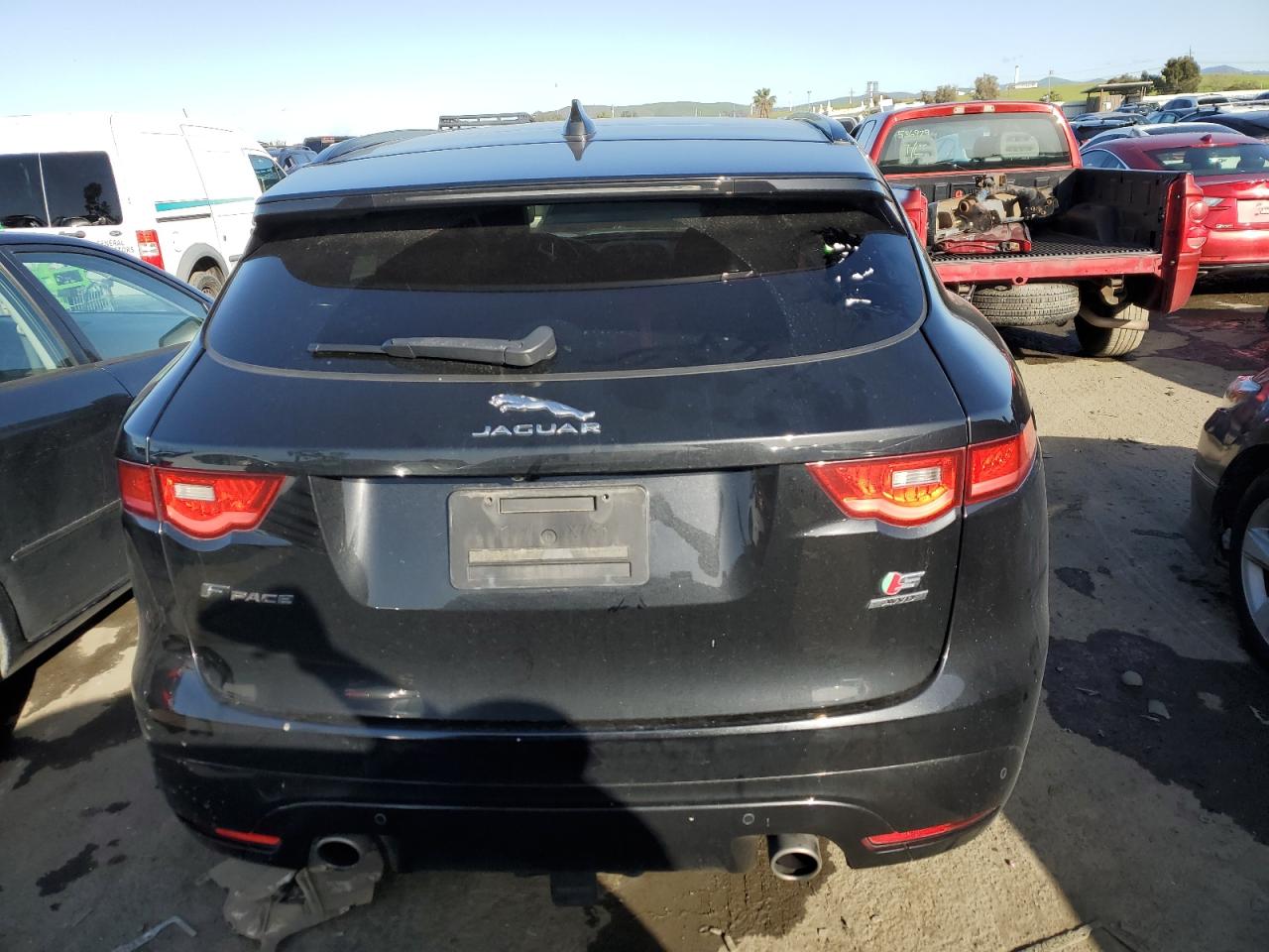 SADCM2FV8JA290973 JAGUAR F-PACE 2018