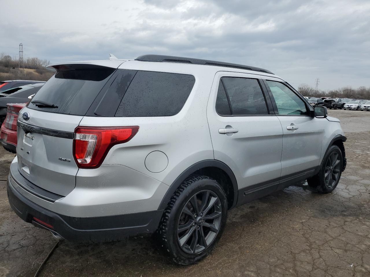 2018 Ford Explorer Xlt vin: 1FM5K8D87JGA10270