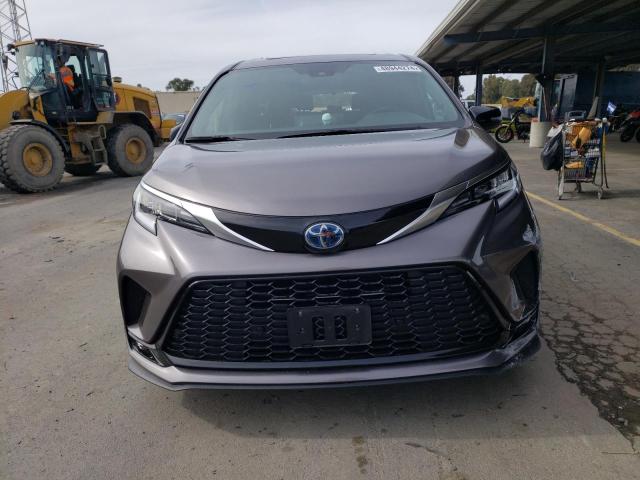 2021 TOYOTA SIENNA XSE - 5TDDSKFC0MS027713