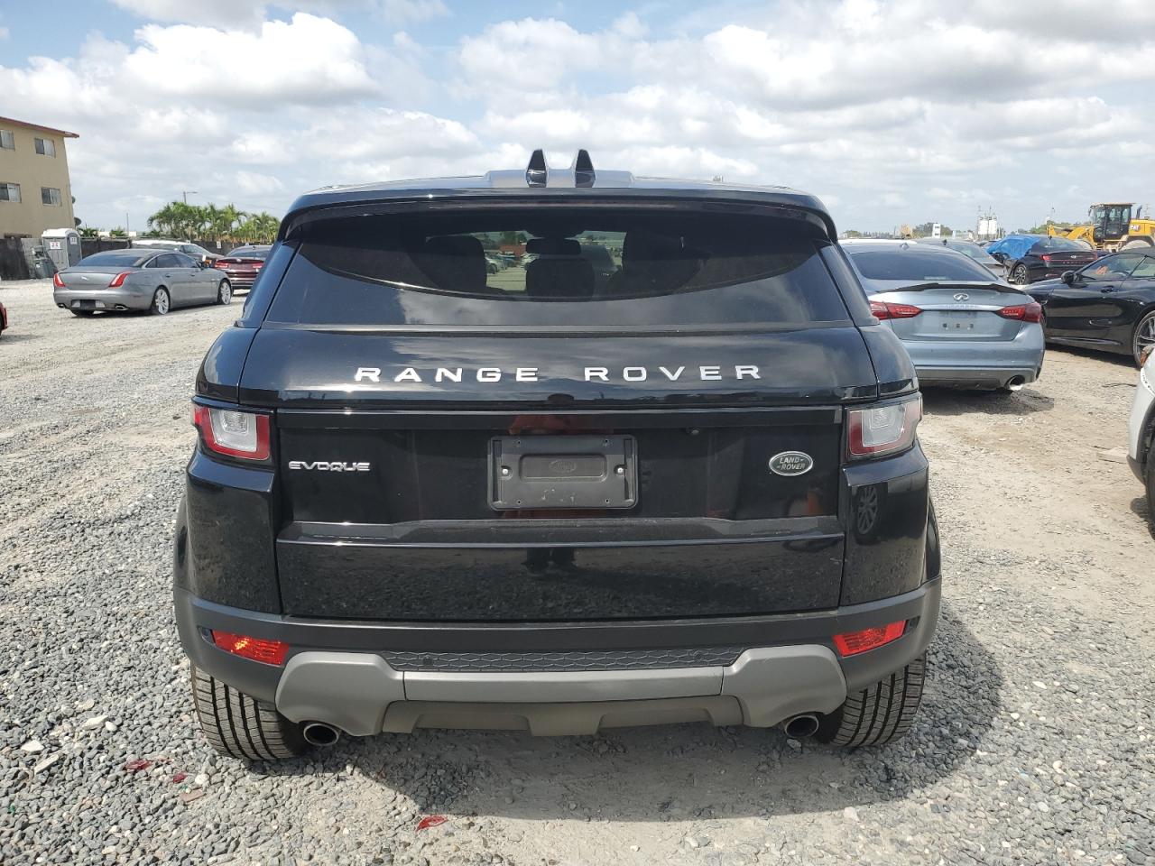 SALVP2RX6JH315829 2018 Land Rover Range Rover Evoque Se