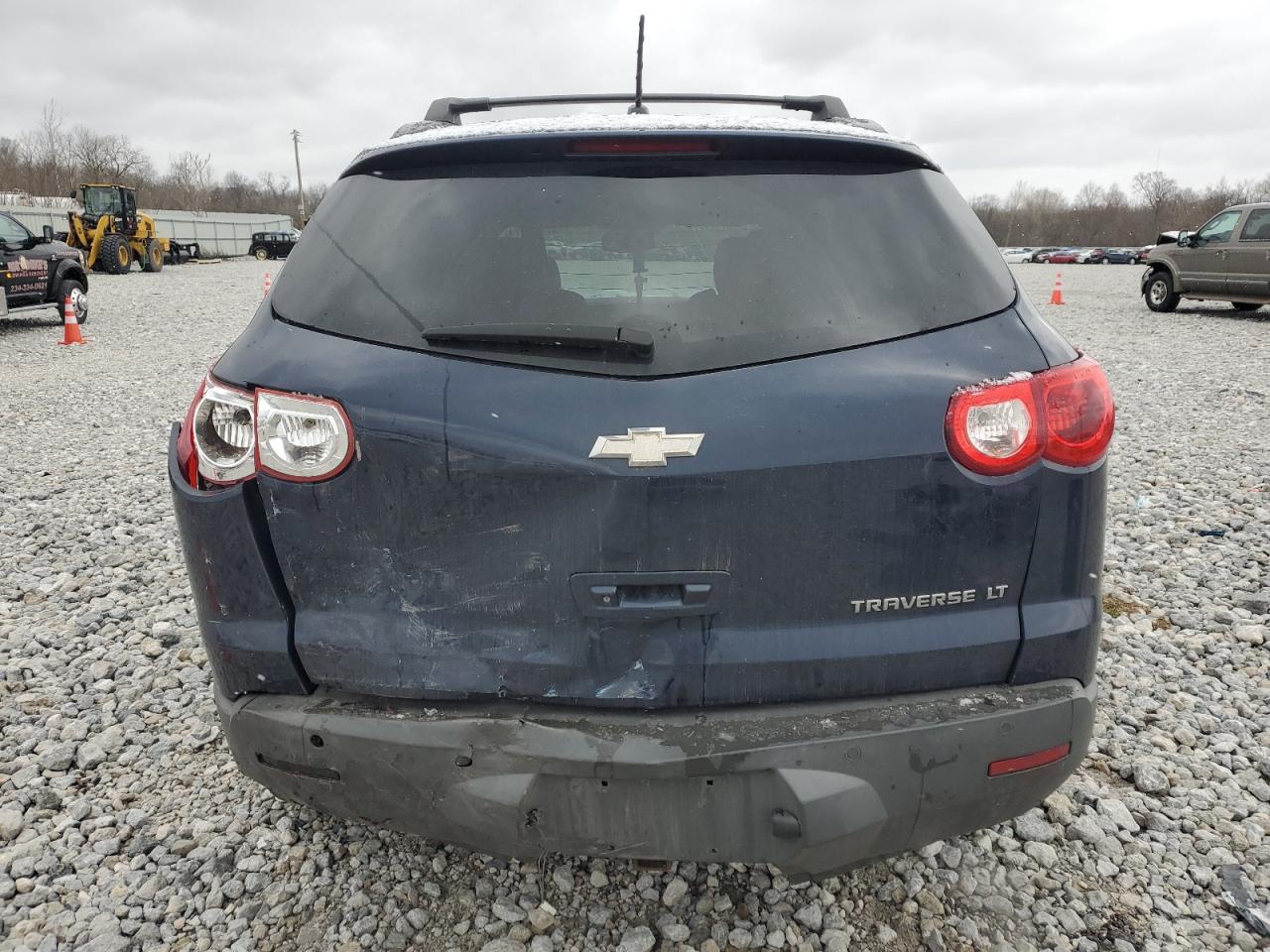 1GNKRGED1BJ333508 2011 Chevrolet Traverse Lt