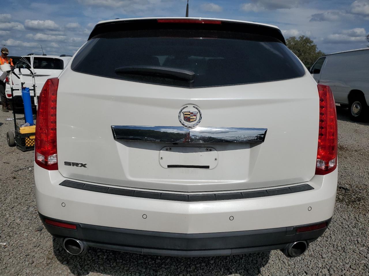 3GYFNAEY8BS566428 2011 Cadillac Srx Luxury Collection