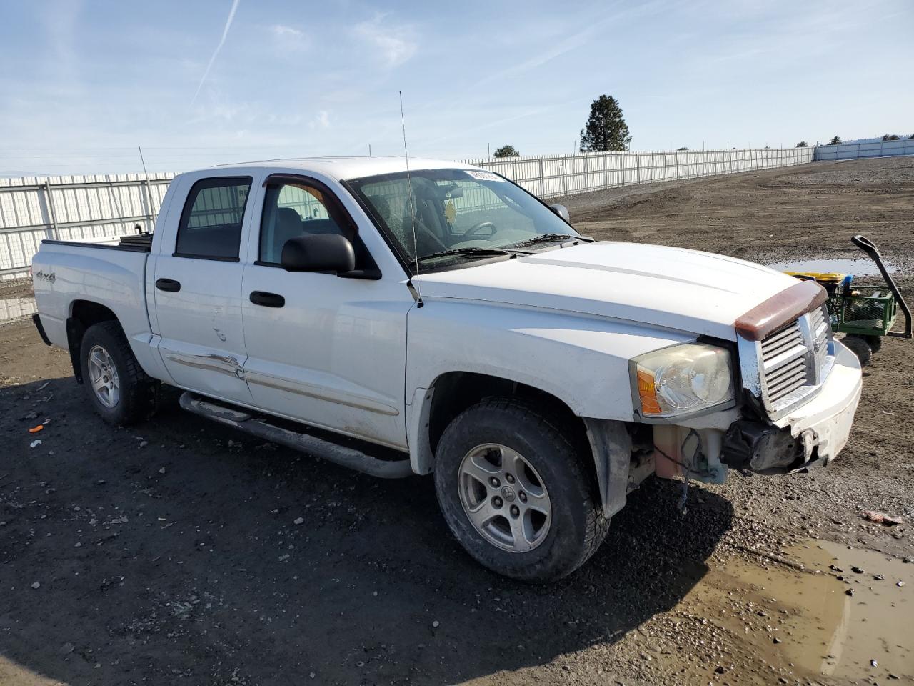 1D7HW48N45S102394 2005 Dodge Dakota Quad Slt