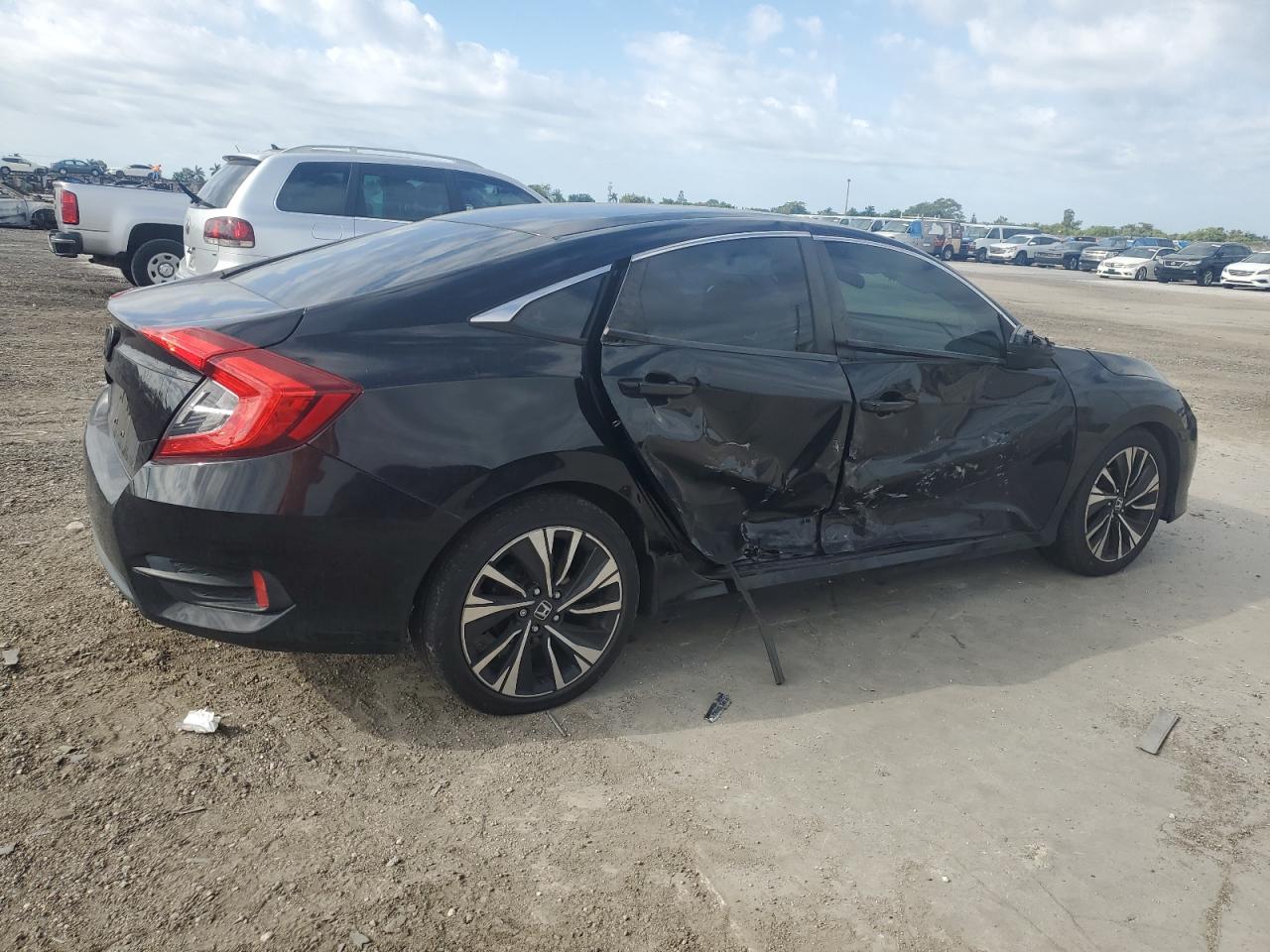 19XFC2F50HE206177 HONDA CIVIC 2017