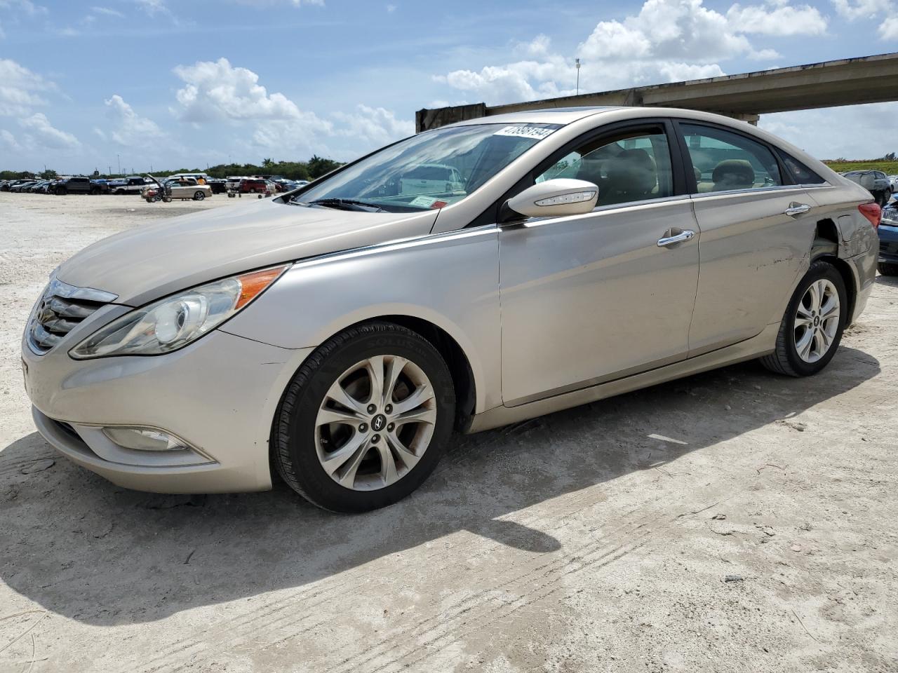 5NPEC4AC4BH277575 2011 Hyundai Sonata Se