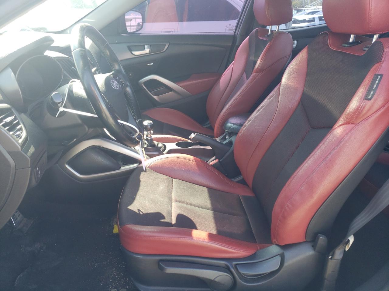 KMHTC6AE7FU234621 2015 Hyundai Veloster Turbo