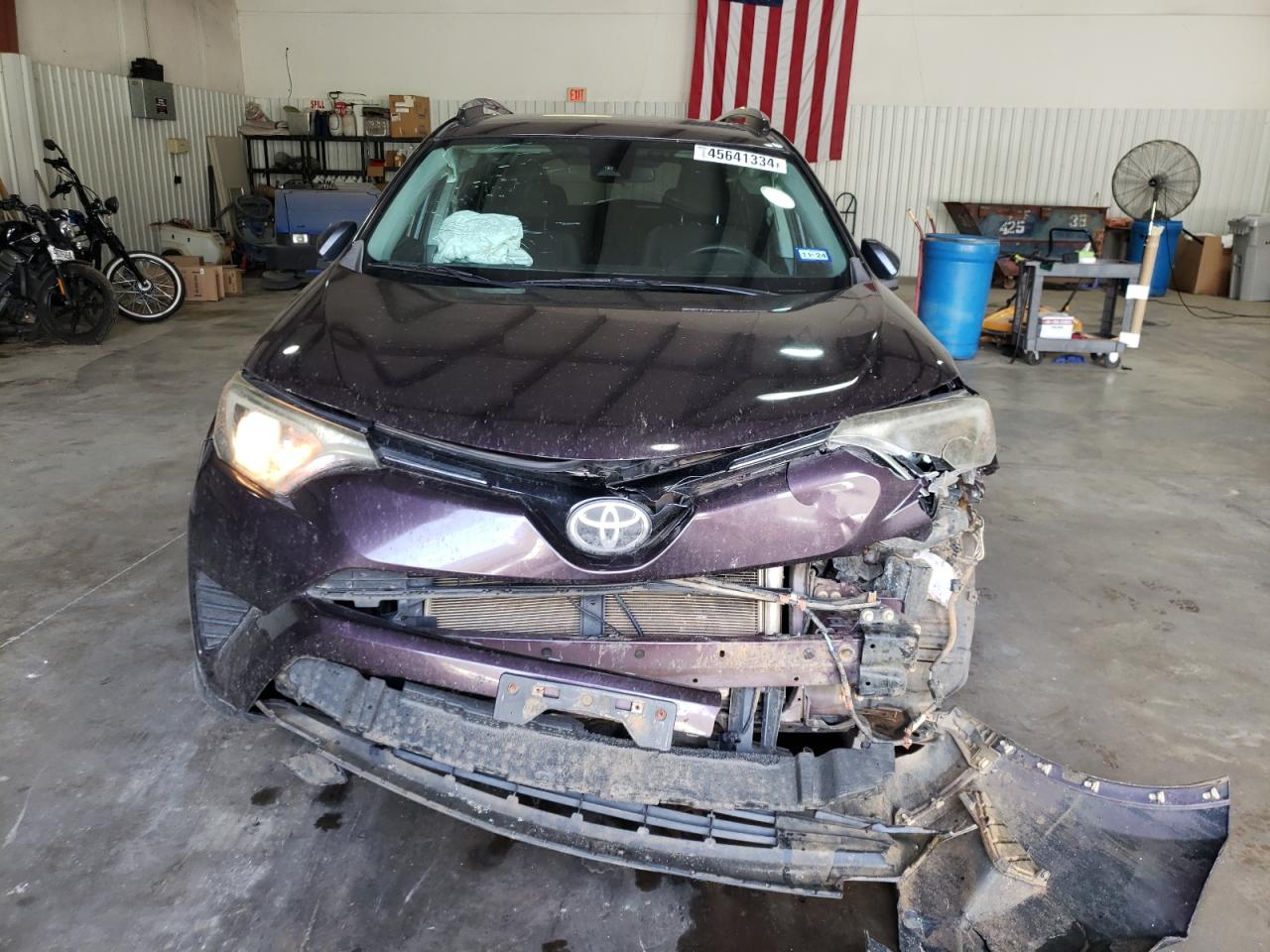 2T3ZFREV4HW327667 TOYOTA RAV4 2017