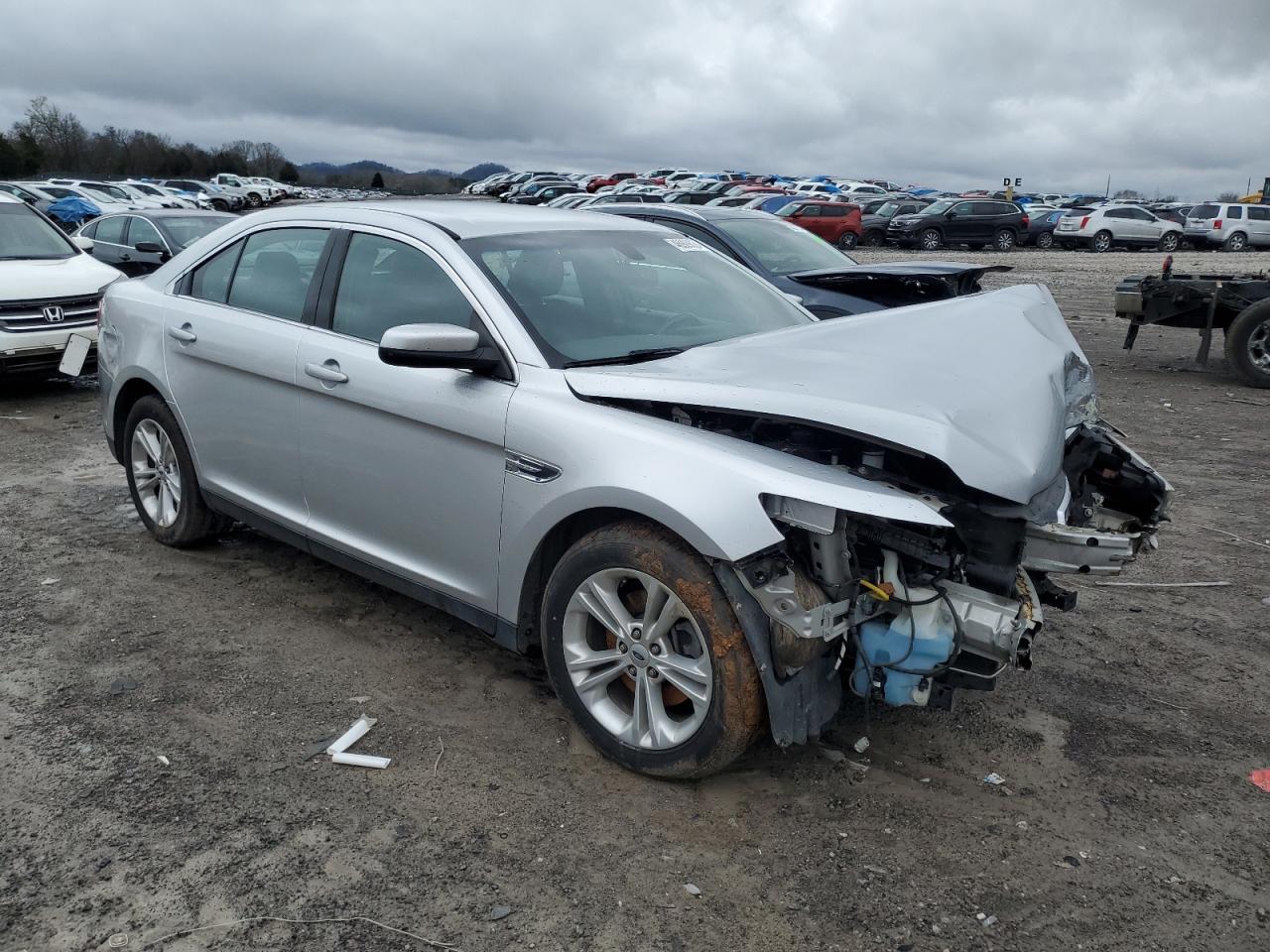 1FAHP2E88EG148135 2014 Ford Taurus Sel