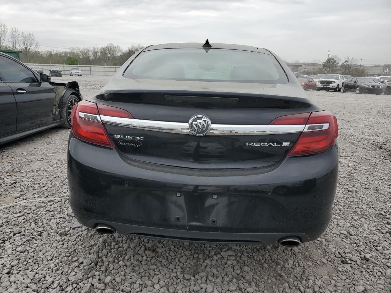 2016 Buick Regal Premium vin: 2G4GS5GX6G9164678