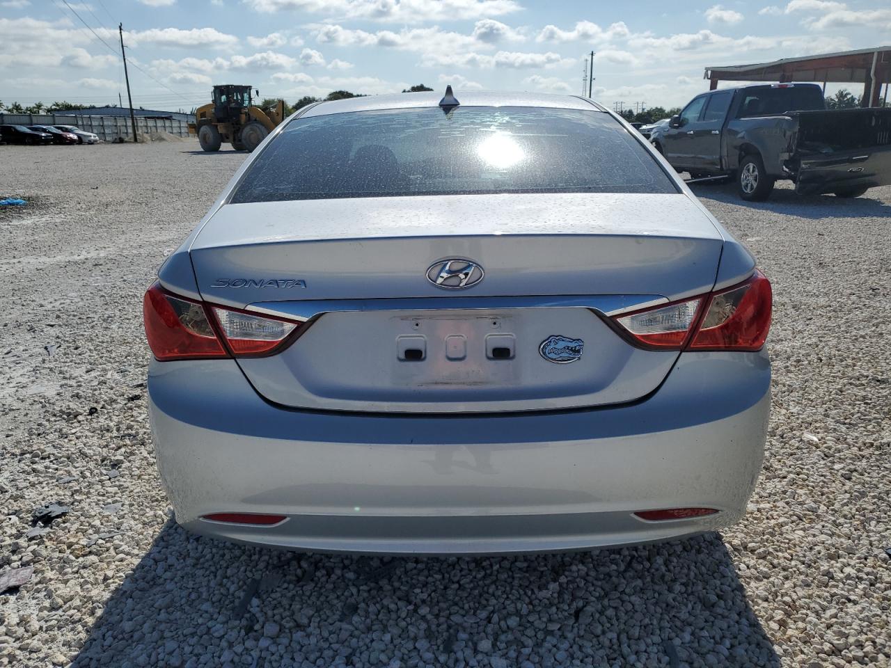 5NPEB4AC6BH128877 2011 Hyundai Sonata Gls