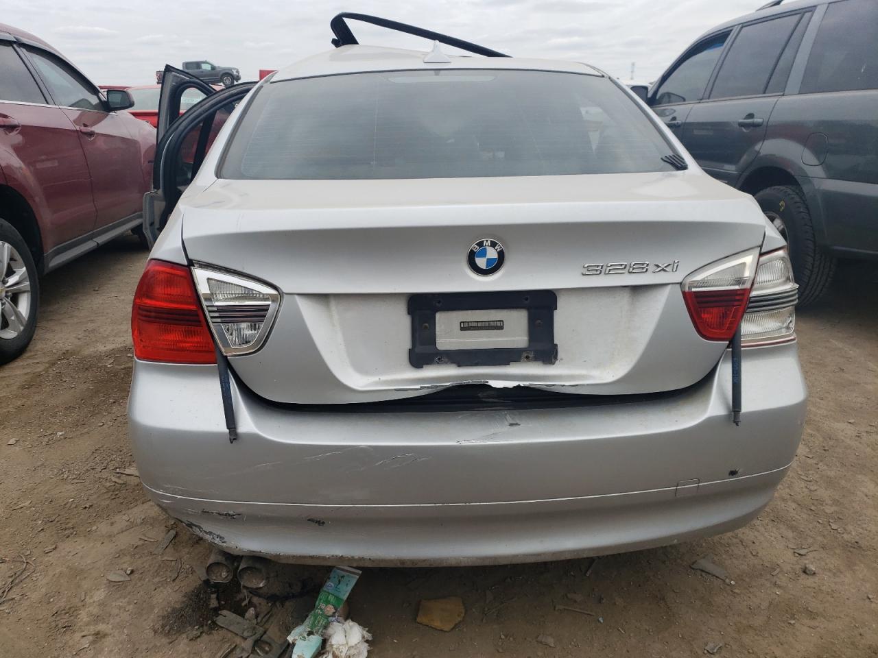 WBAVC93587KX53165 2007 BMW 328 Xi