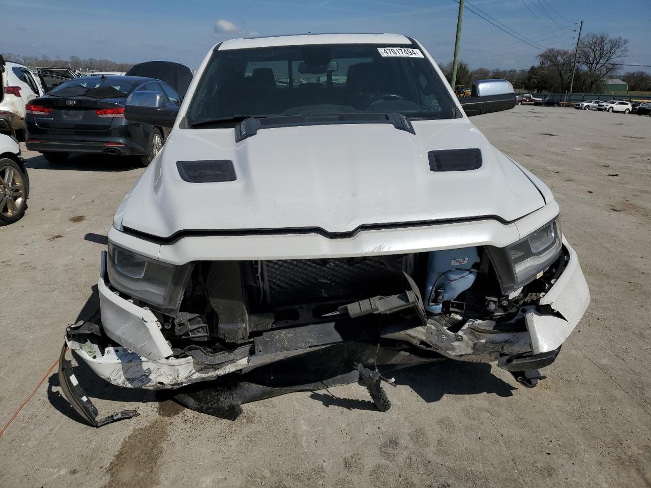 2019 Ram 1500 Laramie vin: 1C6SRFRT4KN788549