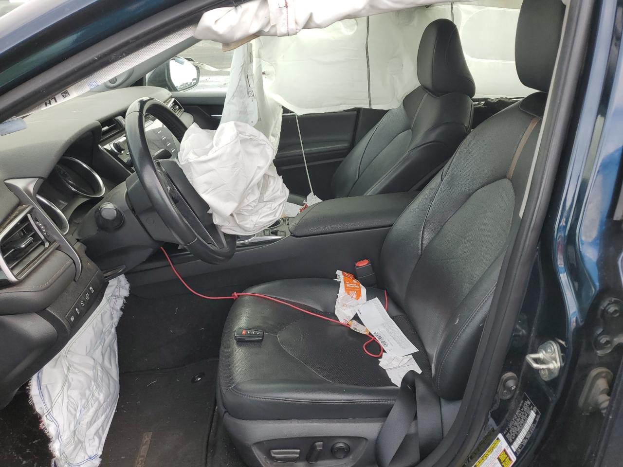 4T1FZ1AKXLU033876 2020 Toyota Camry Xle