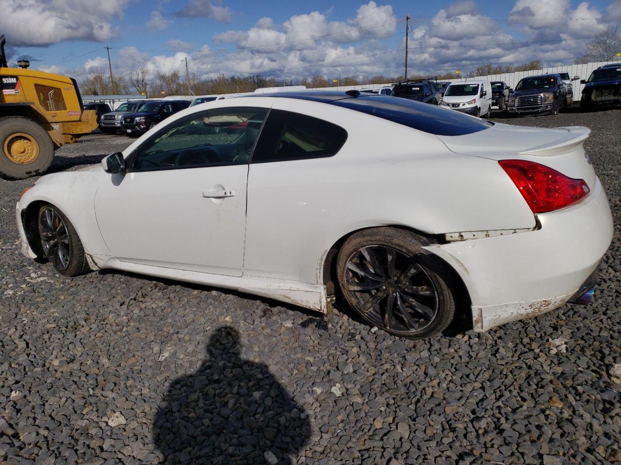 INFINITI G37 BASE 2009 white  gas JNKCV64E69M604972 photo #3