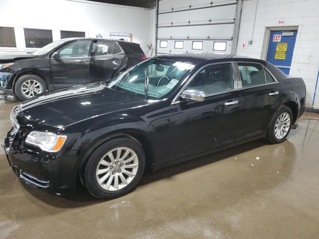 2014 Chrysler 300 vin: 2C3CCAAG0EH127537