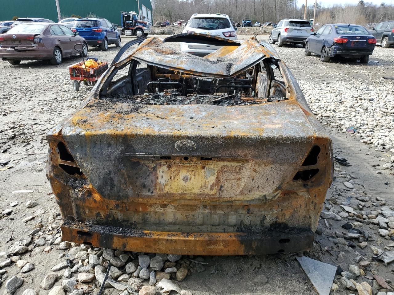 4T1BE30K04U881337 2004 Toyota Camry Le