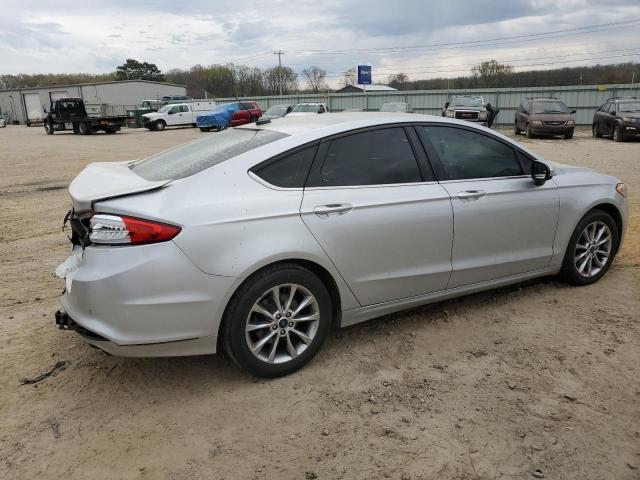 VIN 3FA6P0HD6HR122943 2017 Ford Fusion, SE no.3