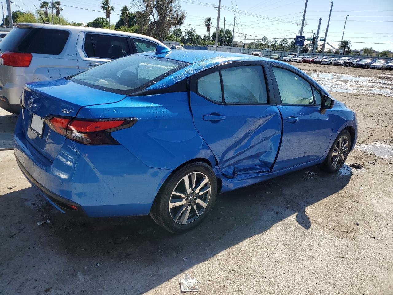 3N1CN8EV5ML823651 2021 Nissan Versa Sv