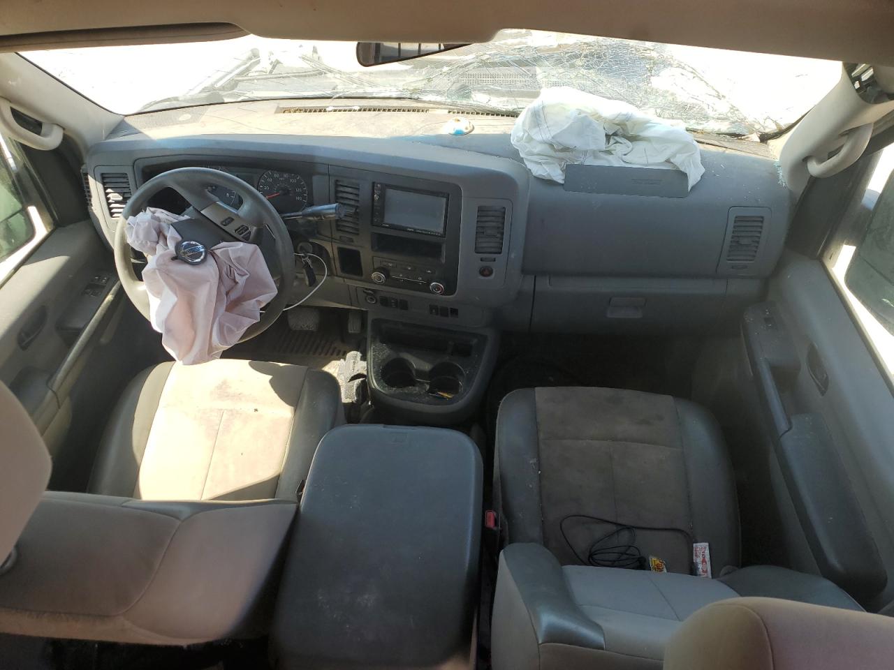 1N6BF0LYXDN113386 2013 Nissan Nv 2500