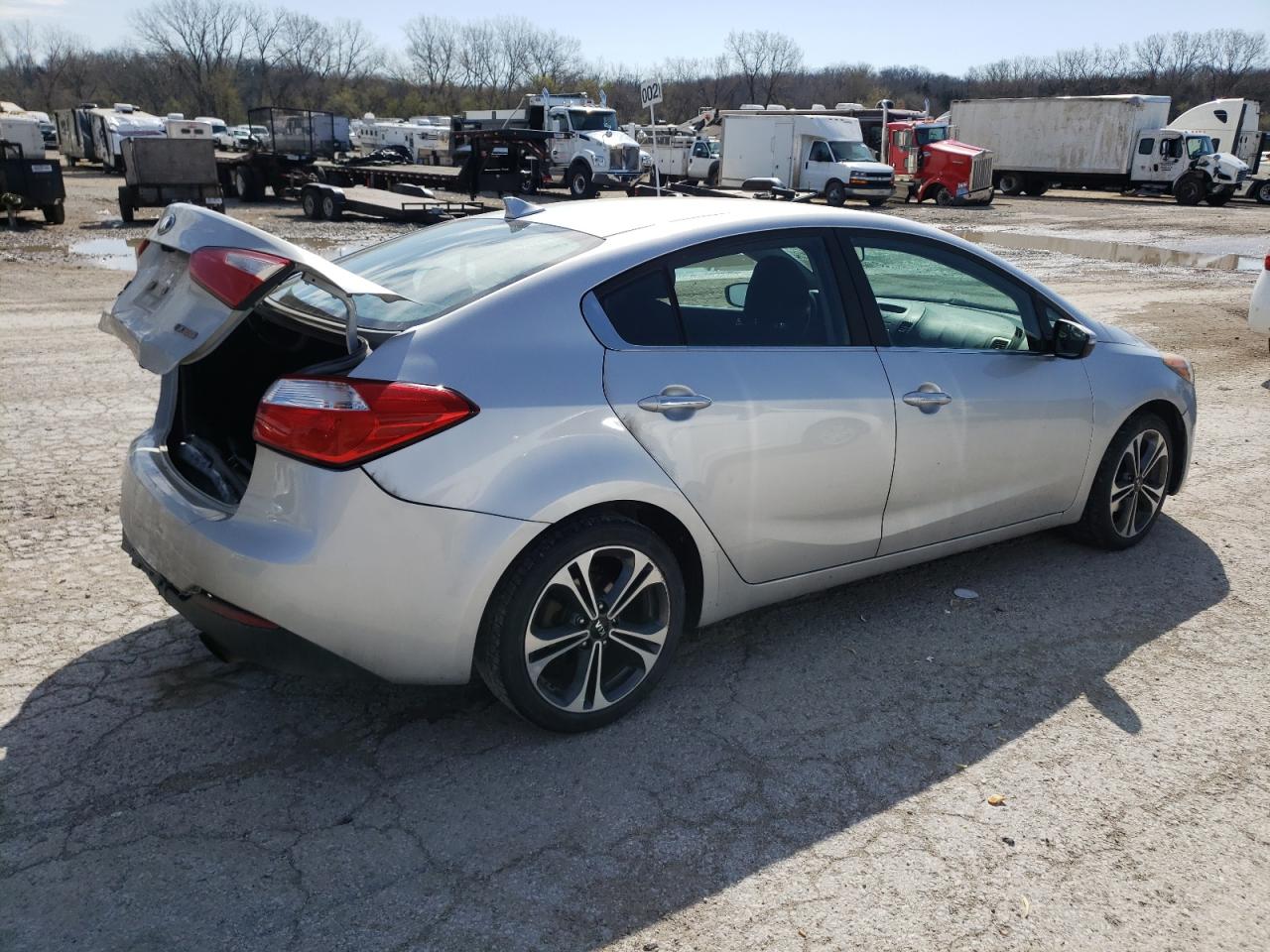 KNAFX4A83G5505445 2016 Kia Forte Ex