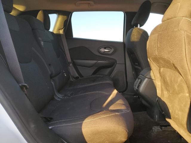 2016 Jeep Cherokee Latitude VIN: 1C4PJMCS8GW269676 Lot: 46690704